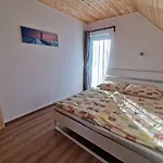 Apartment Bence *
