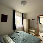 Bence Apartment *
