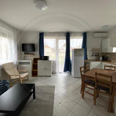 Apartment Bence