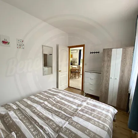 Bence Апартаменты *