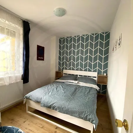 Bence Апартаменты Балатонлелле